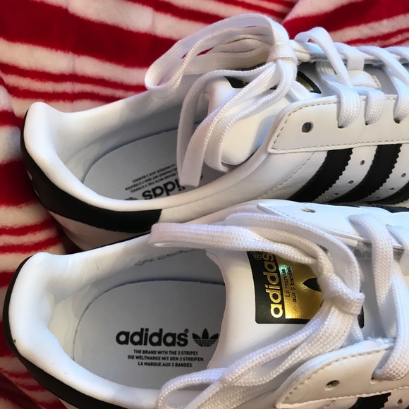 Adidas Superstar Bold Sneakers NIB 8 fits like 9 - Picture 6 of 8